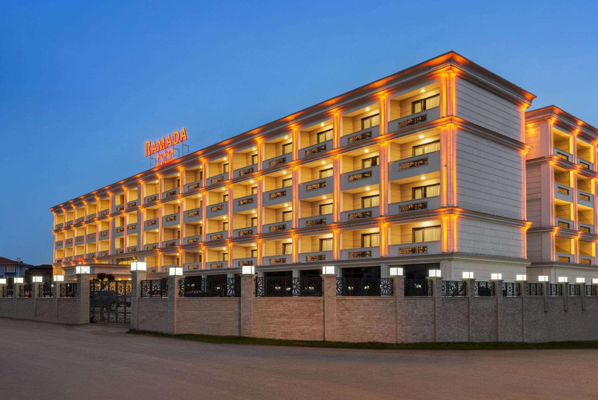 Ramada Plaza By Wyndham Silivri Hotel Kültér fotó